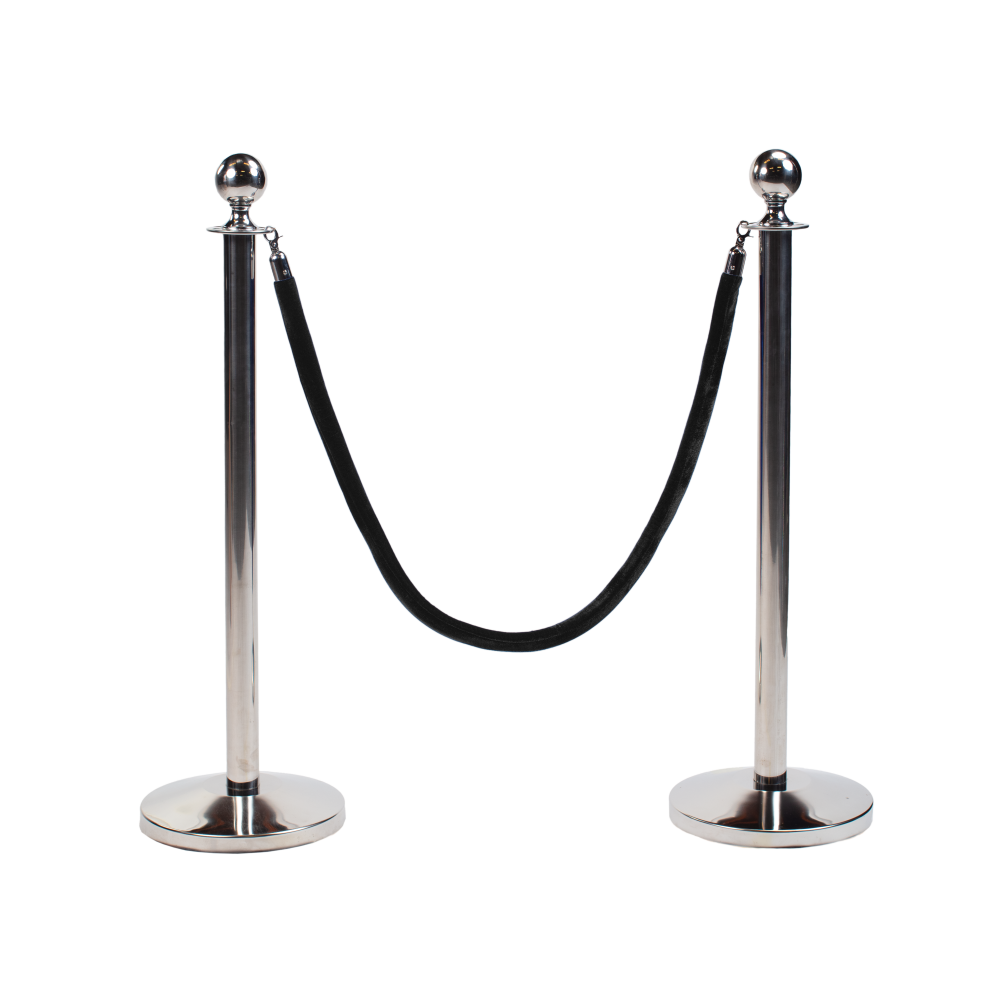 rope-stand-silver-black-velvet-rope