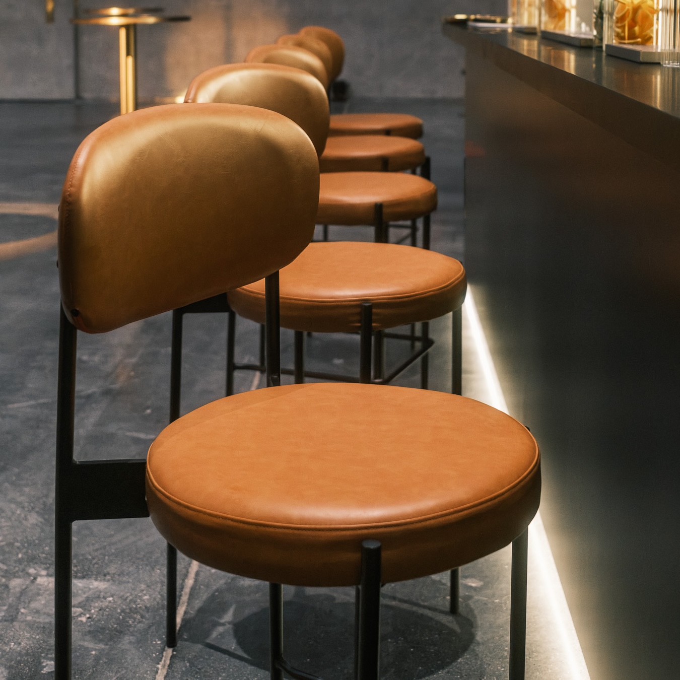 Duke Bar Stool Tan Leather