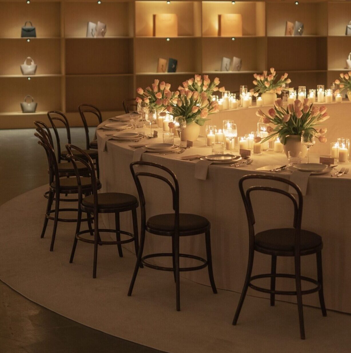 Bentwood chair walnut