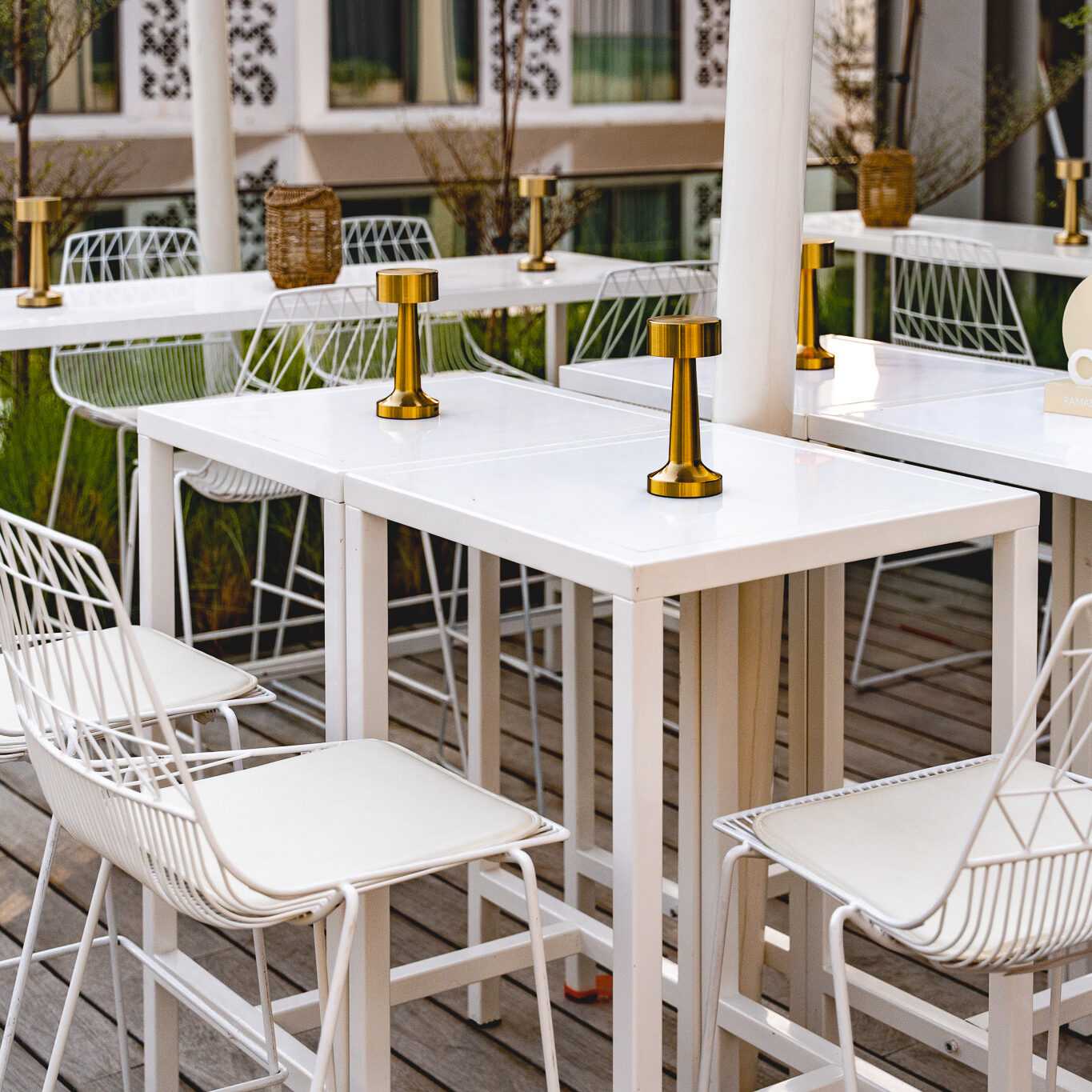 Benchbar, arrowe, lumos